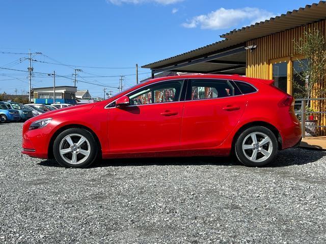 Volvo V40 2013-07 7813786-3