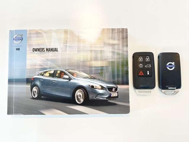 Volvo V40 2013-07 7813786-7
