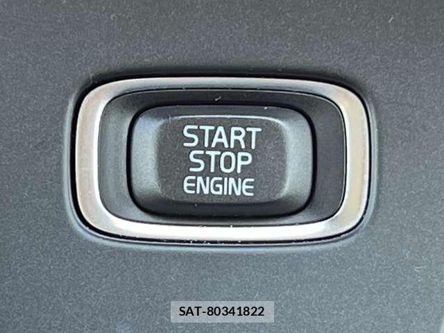 Volvo V40 2014-03 7813799-12
