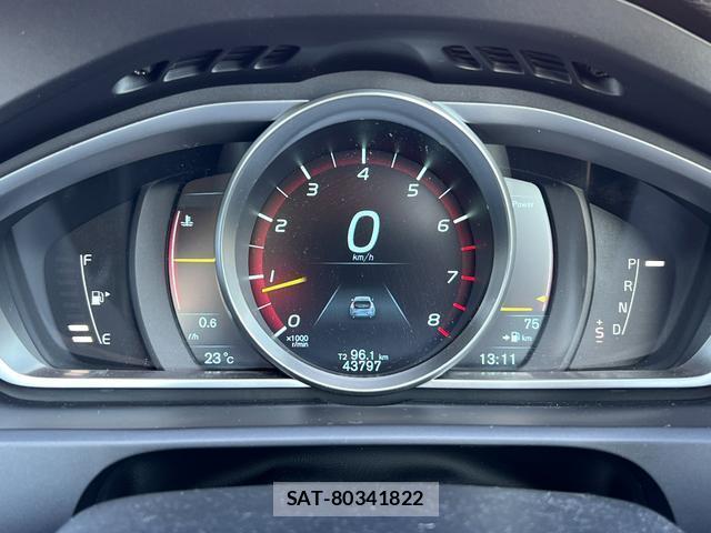 Volvo V40 2014-03 7813799-8