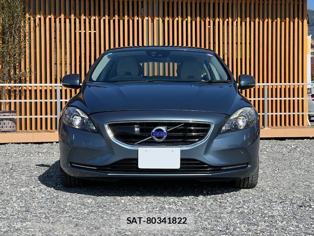 Volvo V40 2014-03 7813799-9