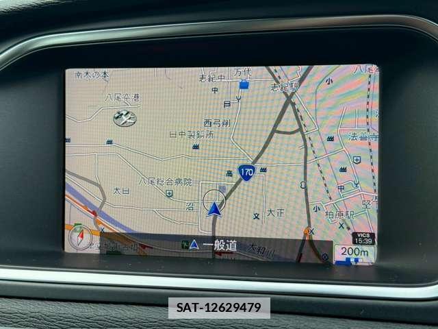 Volvo V40 2017-06 7814705-4