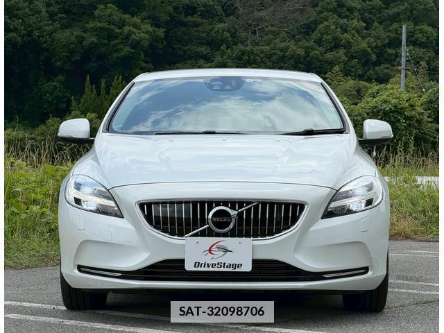 Volvo V40 2017-03 7816239-13