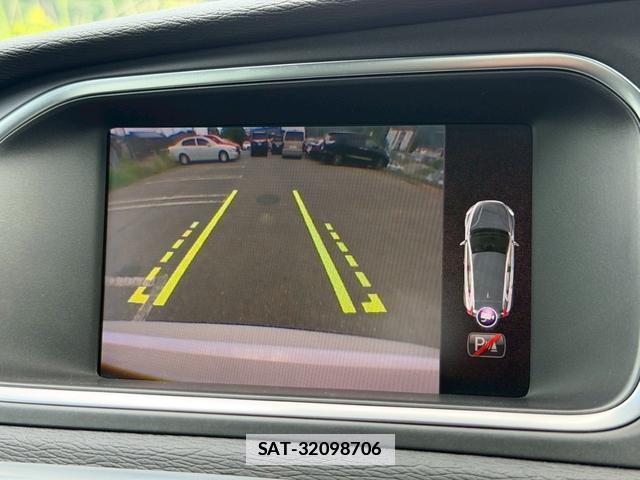 Volvo V40 2017-03 7816239-6