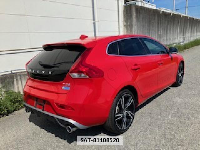 Volvo V40 2018-11 7817218-1