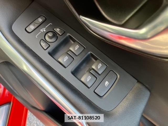 Volvo V40 2018-11 7817218-14