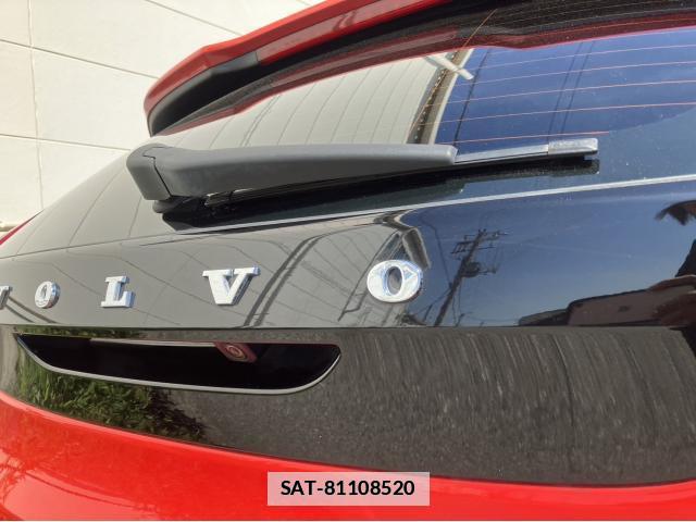 Volvo V40 2018-11 7817218-8