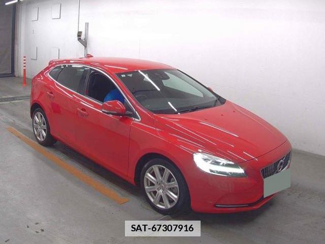 Volvo V40 2019-09 7817254-3