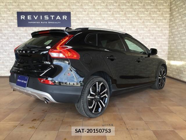 Volvo V40 2019-02 7817835-1