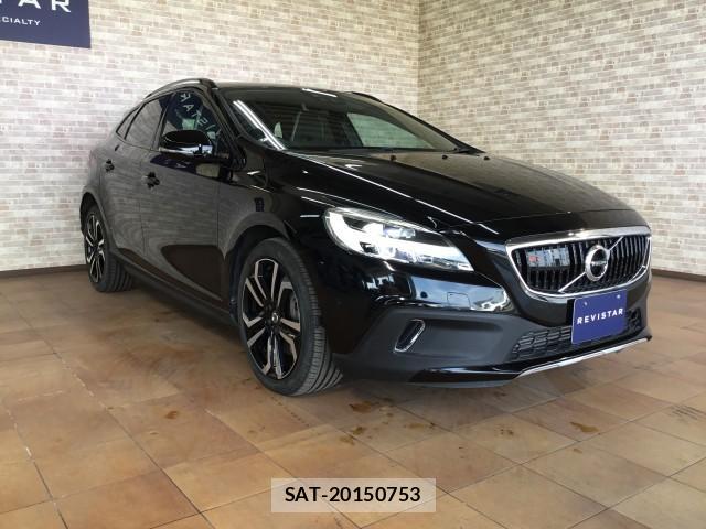 Volvo V40 2019-02 7817835-4