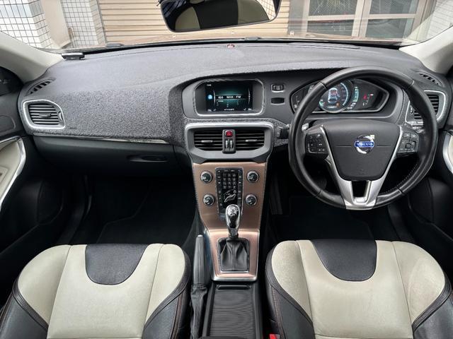 Volvo V40 2015-09 7818174-2