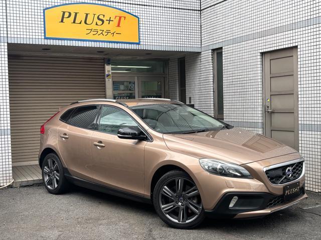 Volvo V40 2015-09 7818174-8