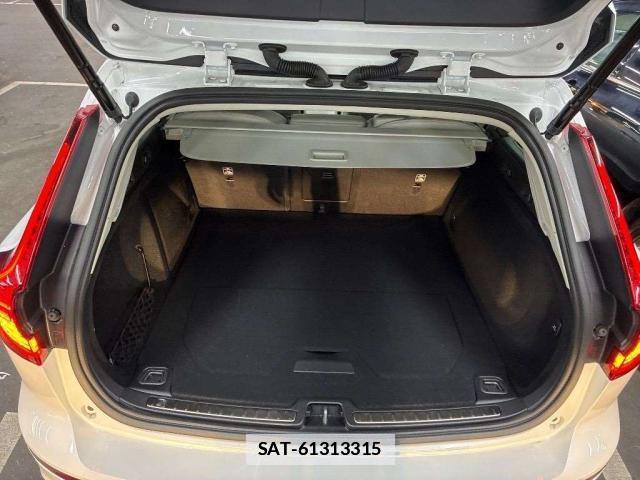 Volvo V60 2023-03 7811752-9