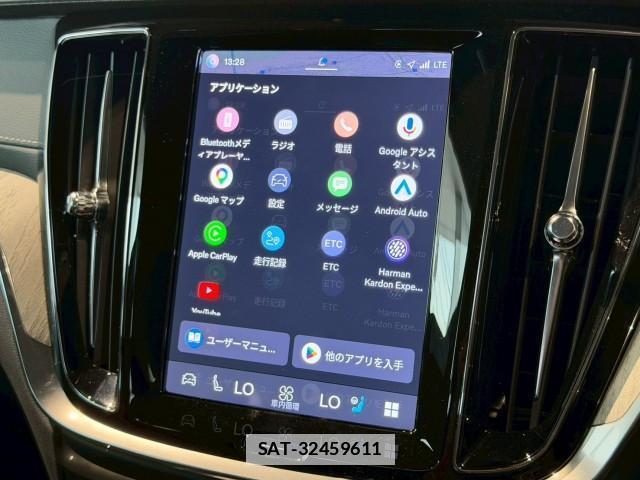 Volvo V60 2025-09 7812248-11
