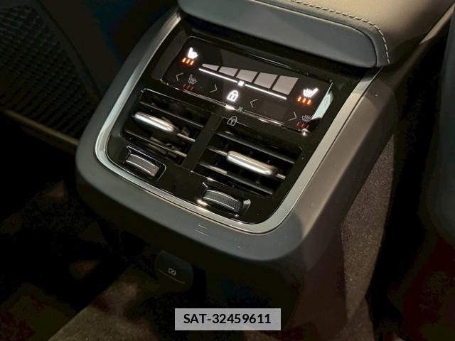 Volvo V60 2025-09 7812248-18