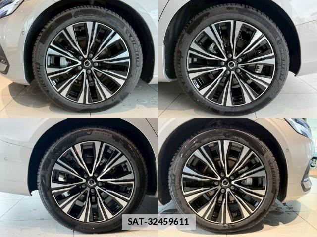 Volvo V60 2025-09 7812248-19