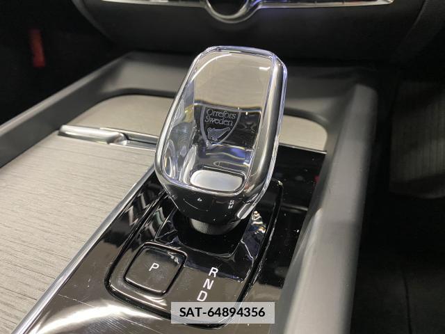 Volvo V60 2024-05 7812444-14