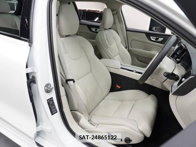 Volvo V60 2024-11 7813710-11