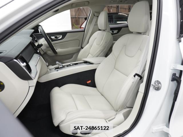 Volvo V60 2024-11 7813710-12