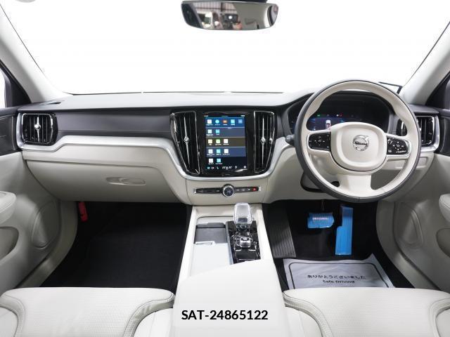 Volvo V60 2024-11 7813710-2
