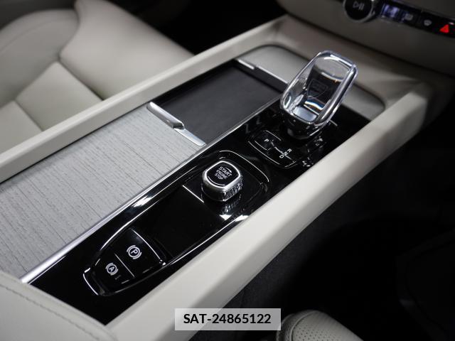 Volvo V60 2024-11 7813710-5