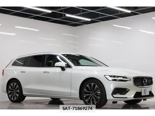 Volvo V60 2022-08 7813722-0