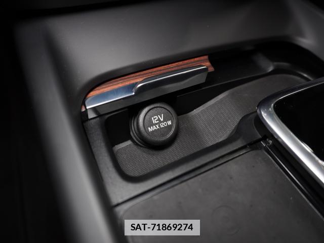 Volvo V60 2022-08 7813722-10