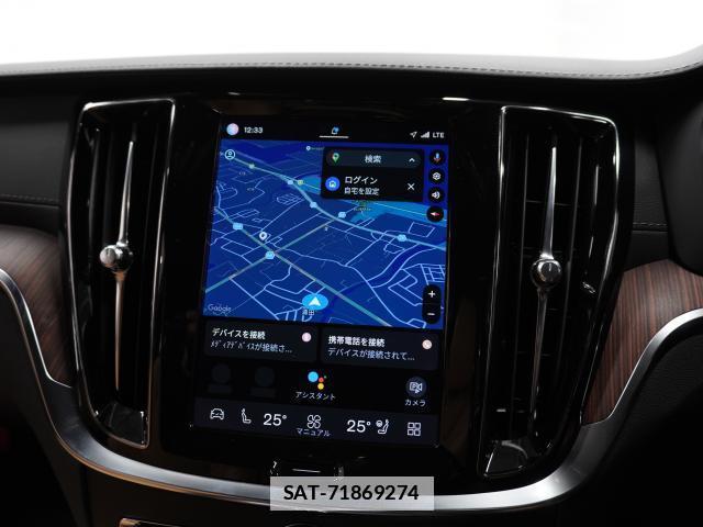 Volvo V60 2022-08 7813722-6
