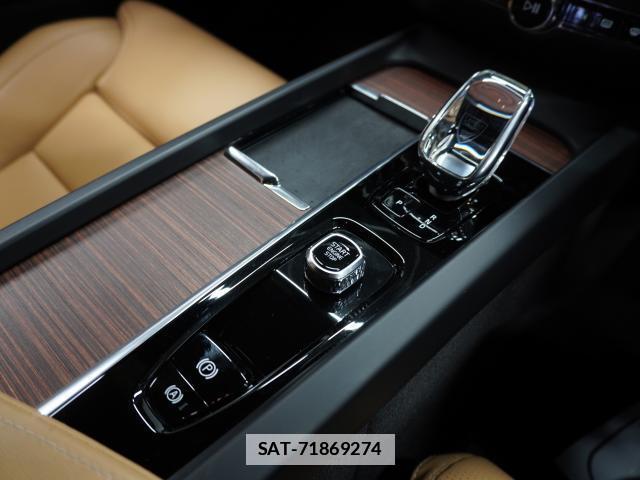 Volvo V60 2022-08 7813722-9