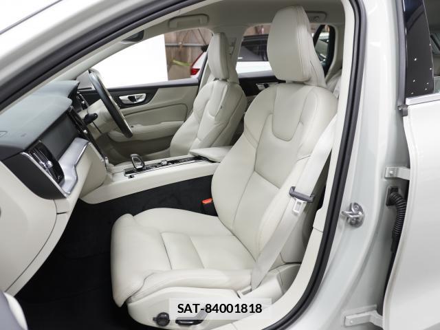 Volvo V60 2022-04 7813736-12