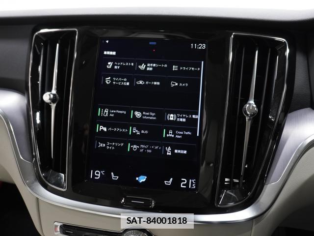 Volvo V60 2022-04 7813736-4