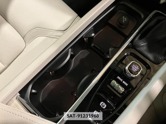 Volvo V60 2020-05 7814098-10