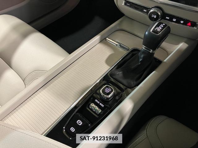 Volvo V60 2020-05 7814098-16