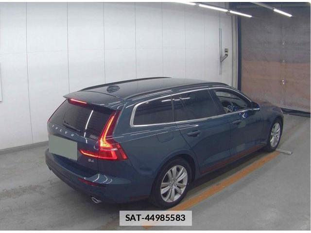 Volvo V60 2021-11 7817256-4