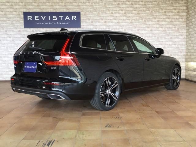 Volvo V60 2021-06 7817856-1