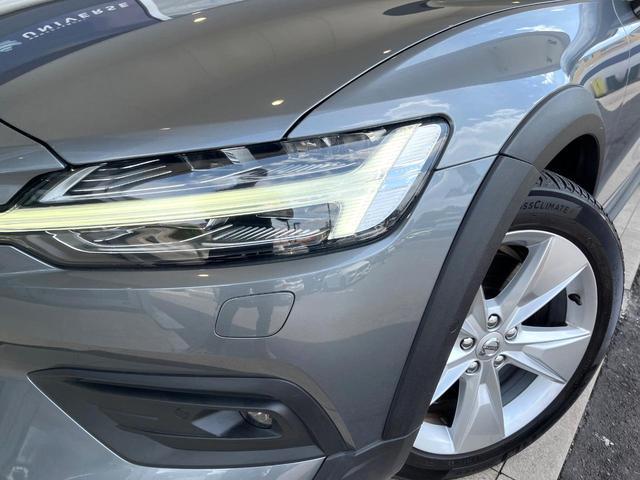 Volvo V60 2019-09 7819148-12
