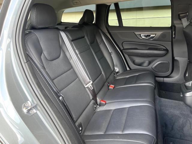 Volvo V60 2019-09 7819148-9