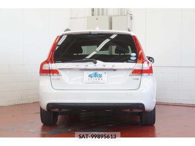 Volvo V70 2016-12 7813568-10