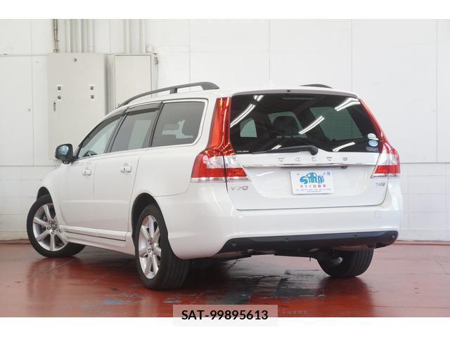 Volvo V70 2016-12 7813568-11