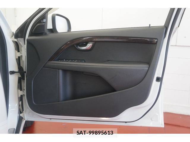 Volvo V70 2016-12 7813568-19