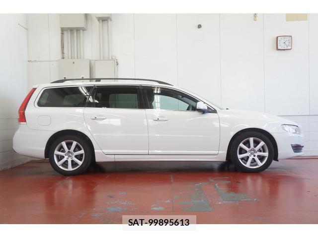 Volvo V70 2016-12 7813568-3