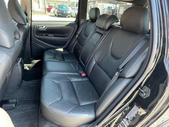 Volvo V70 2005-06 7813782-16