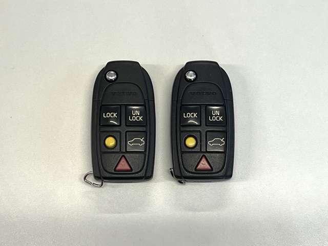 Volvo V70 2005-06 7813782-7