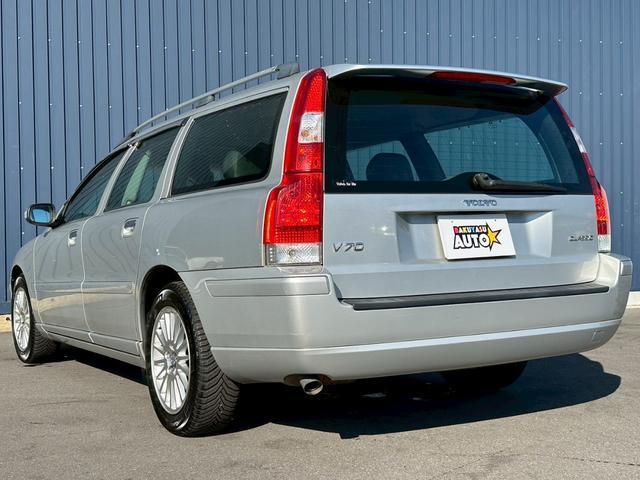 Volvo V70 2007 7820871-1