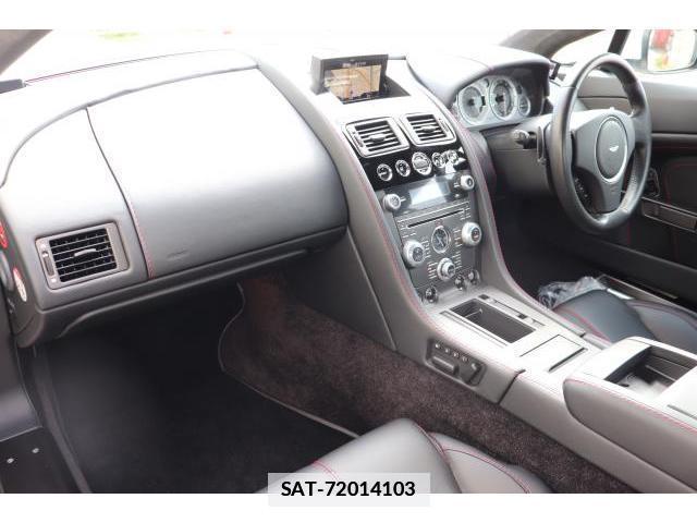 Aston Martin V8 VANTAGE 2015-07 7817192-2