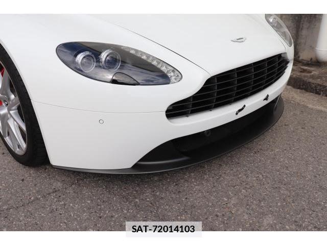 Aston Martin V8 VANTAGE 2015-07 7817192-5