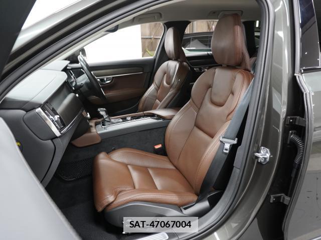 Volvo V90 2020-09 7813727-12