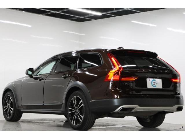 Volvo V90 2017-03 7813737-1