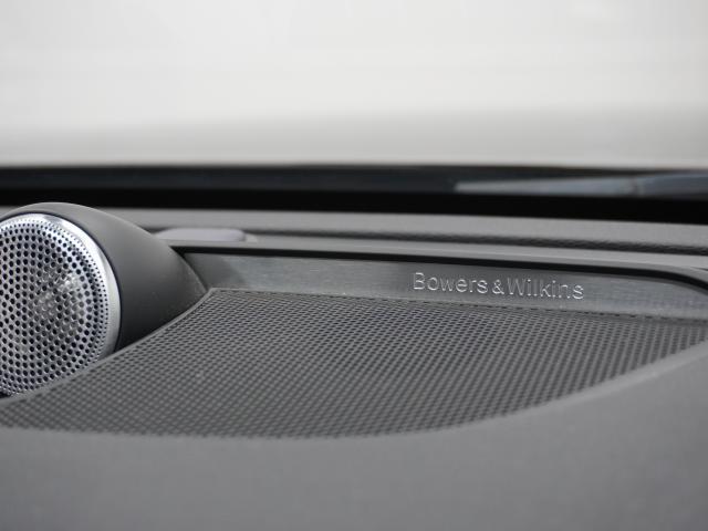 Volvo V90 2017-03 7813737-10