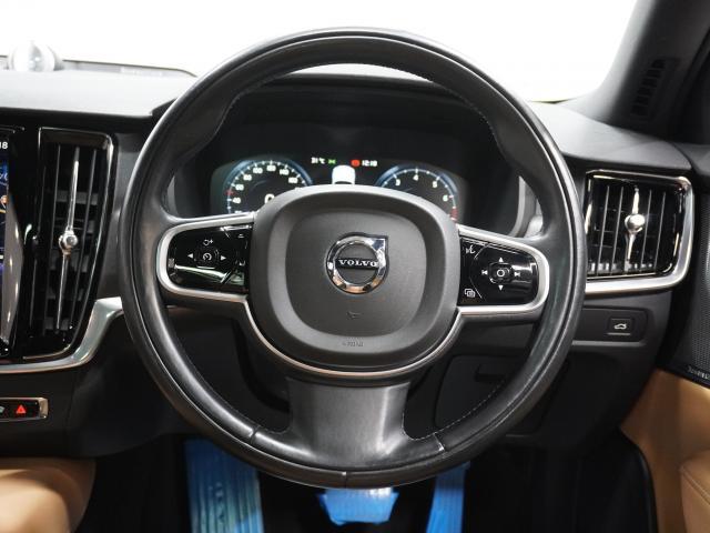 Volvo V90 2017-03 7813737-3